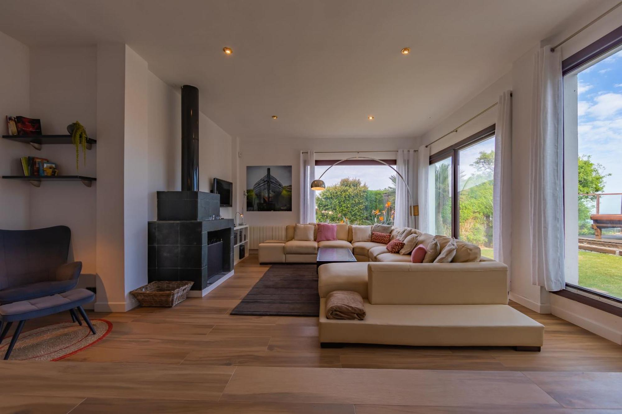 Livingtarifa - Casa Helechos *