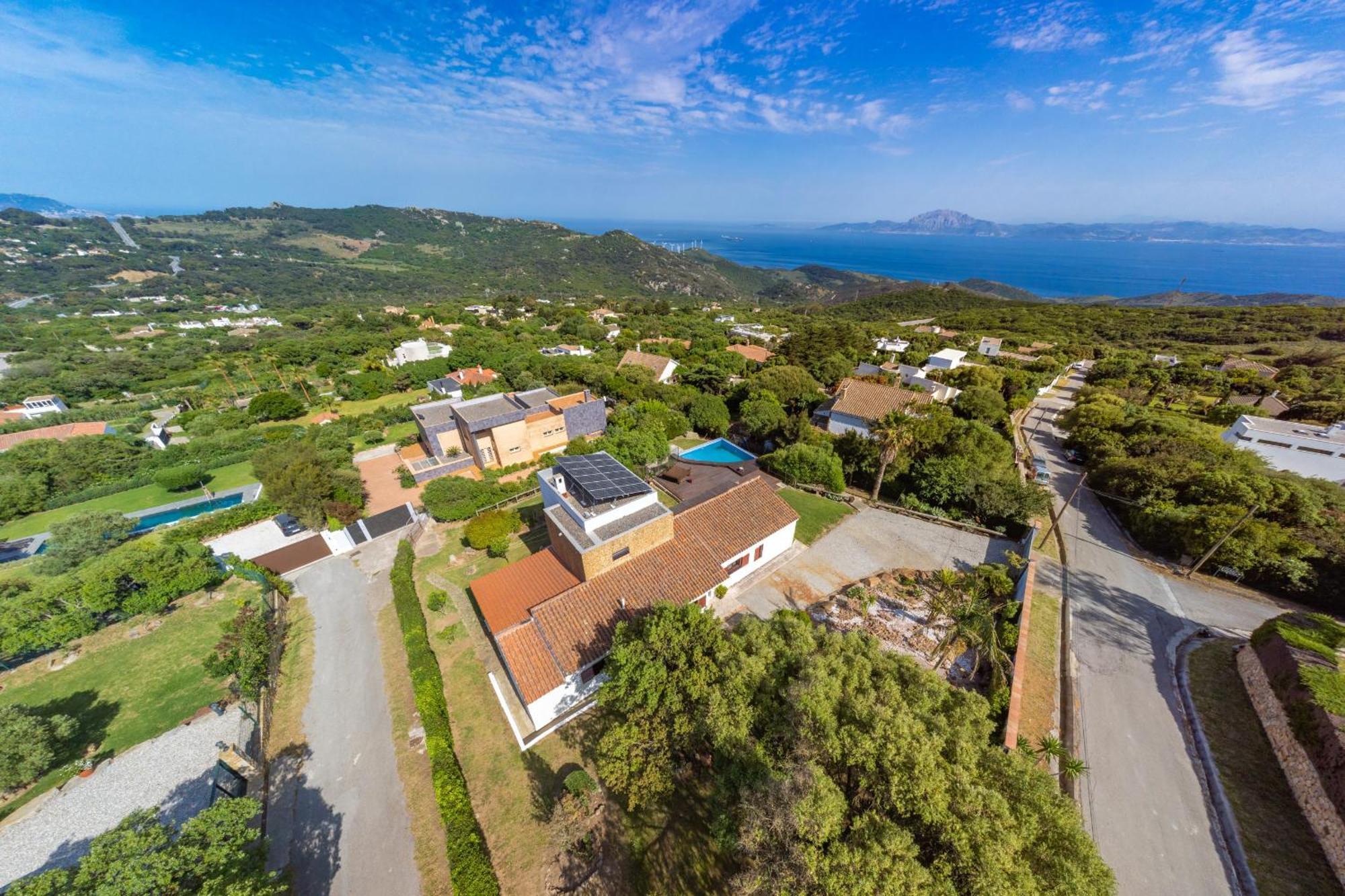 Livingtarifa - Casa Helechos Villa